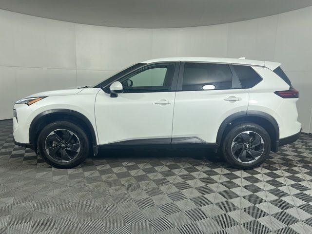 Certified Used 2025 White Pearl Nissan SV image 5