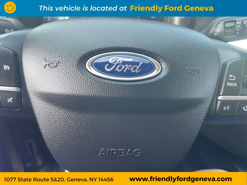 Used 2020 Red Ford SE image 17