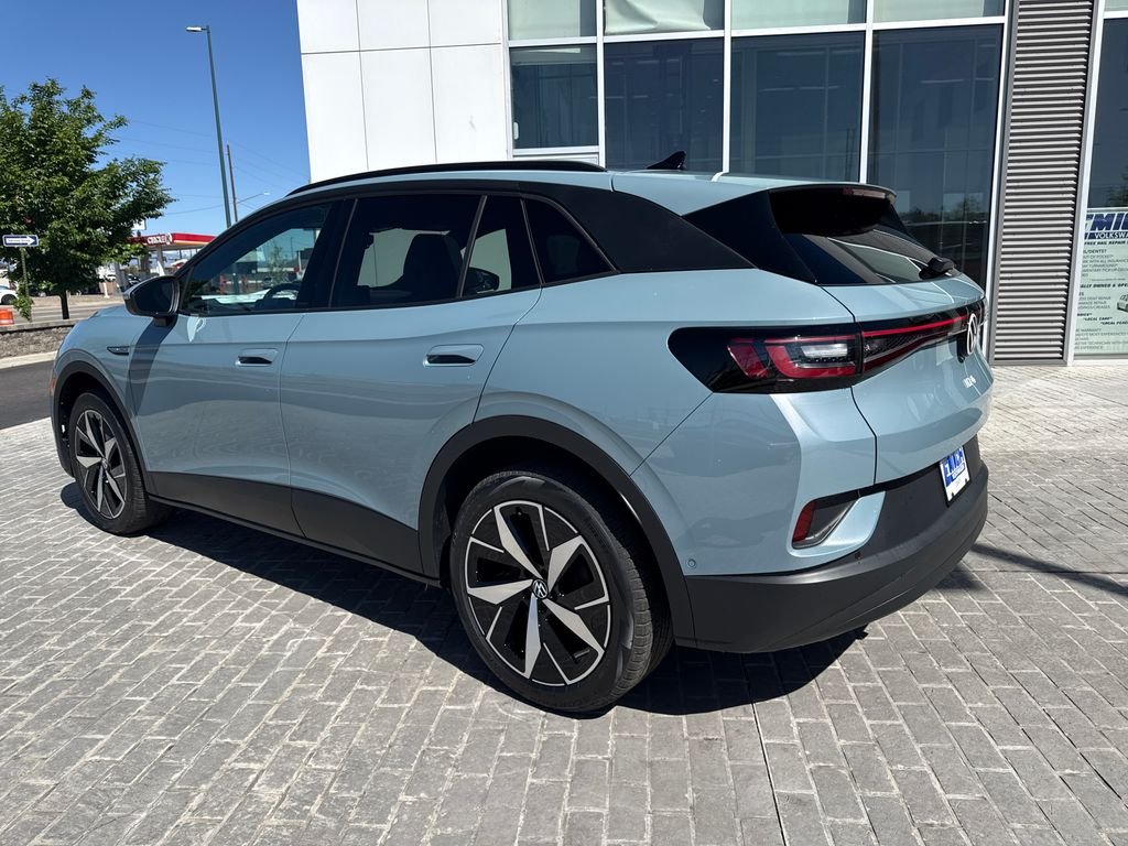 New 2026 Arctic Blue Metallic Volkswagen Pro S image 3