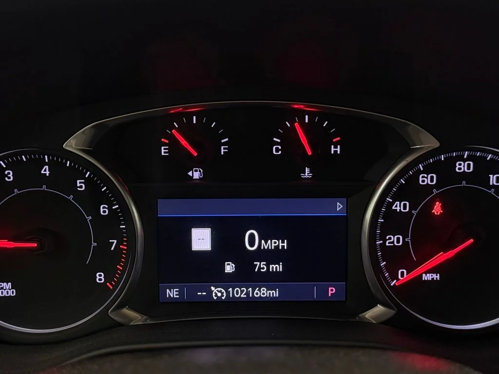 Used 2020 White GMC SLT image 22