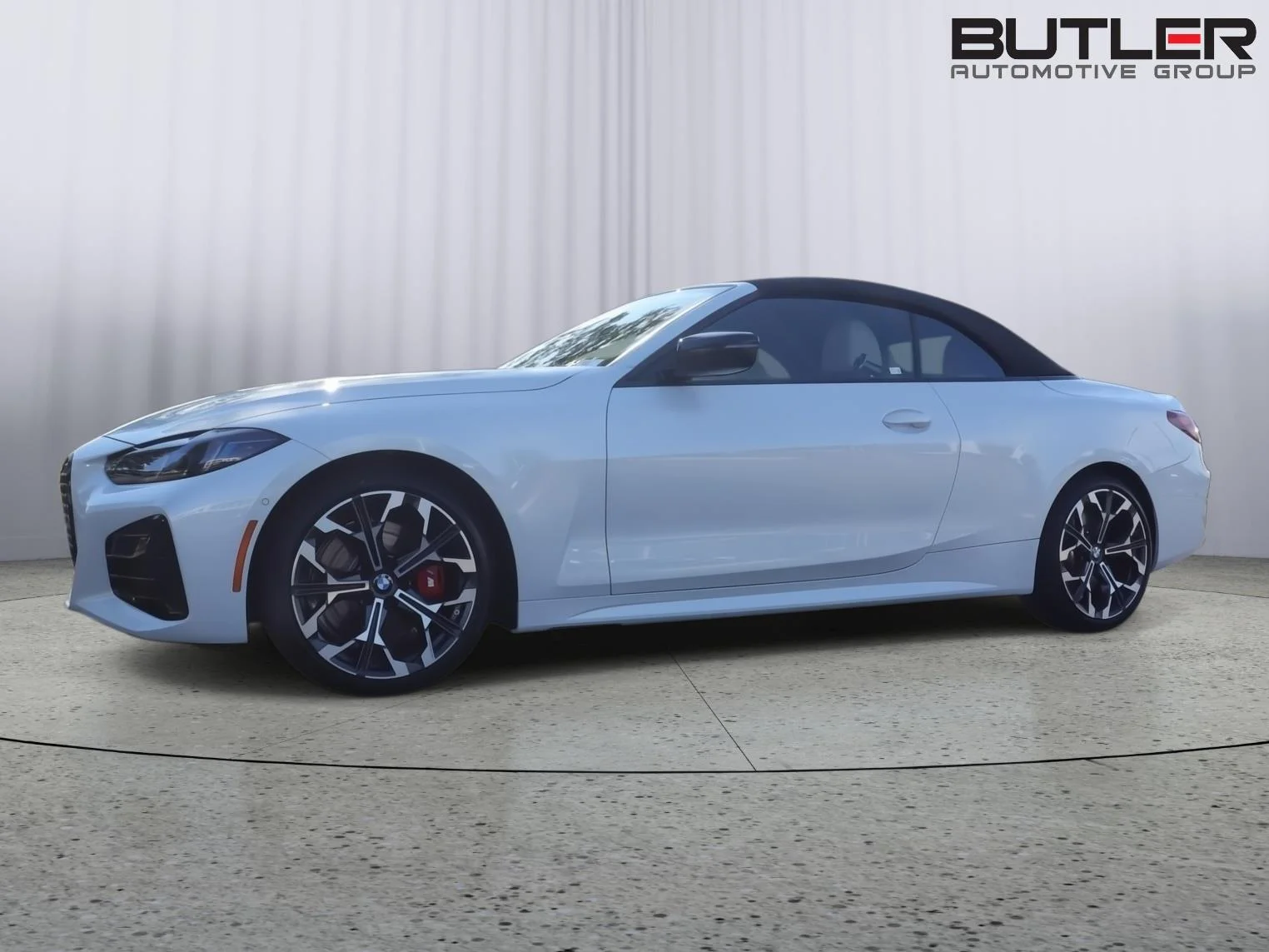 2027 BMW 4 Series 430i Convertible's photo