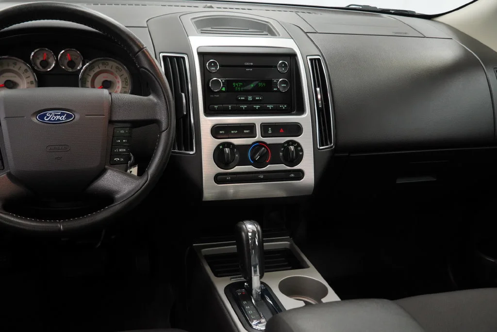Used 2010 Black Ford SEL image 22