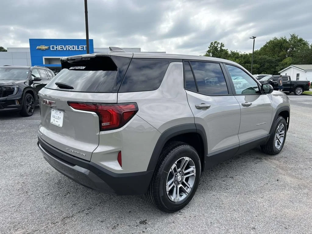 New 2027 Riverstone Metallic GMC Elevation image 4