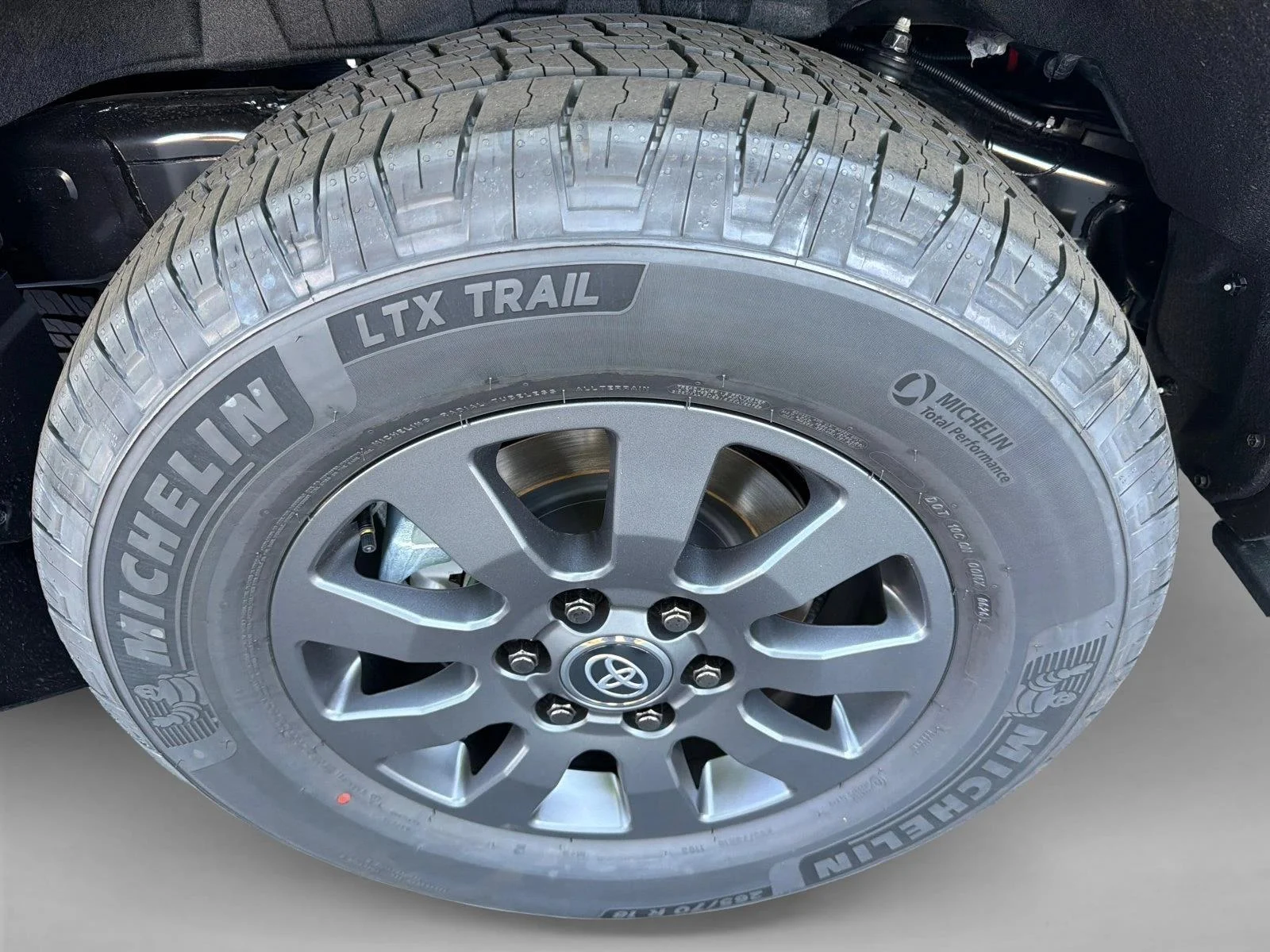 New 2027 Wind Chill Pearl Toyota Land Cruiser image 17
