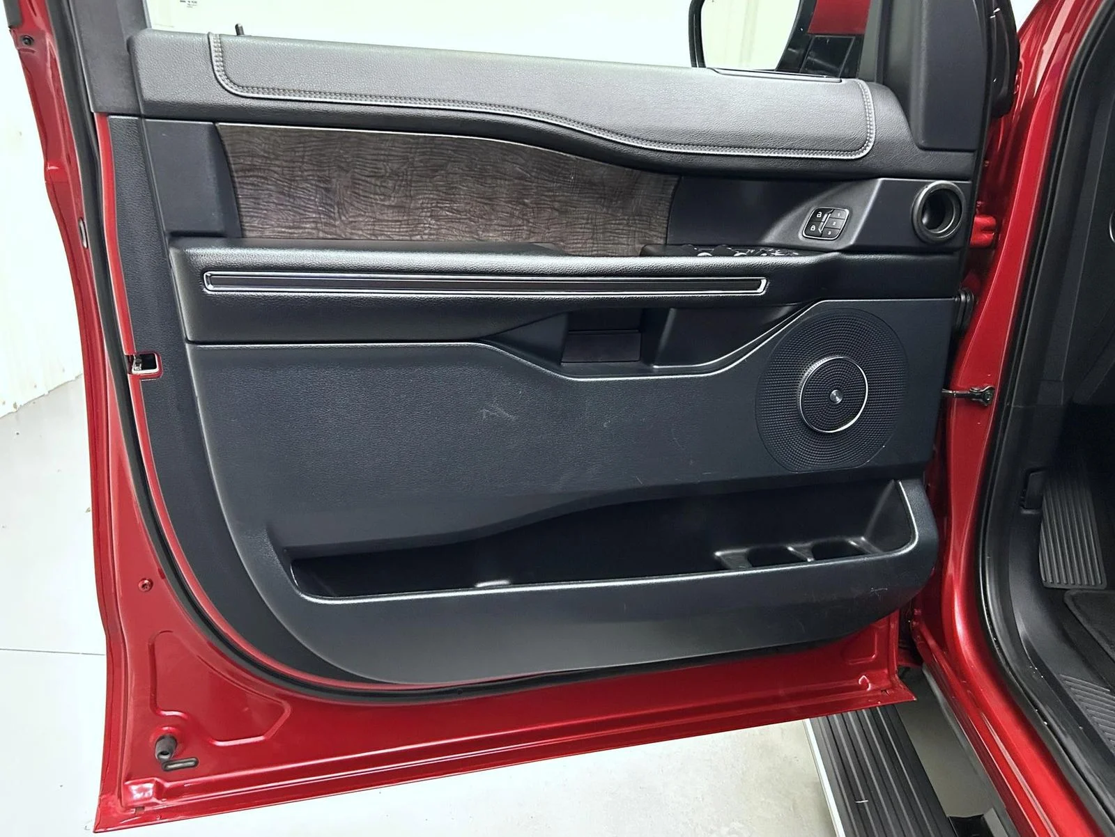 Used 2021 Red Ford Limited image 9