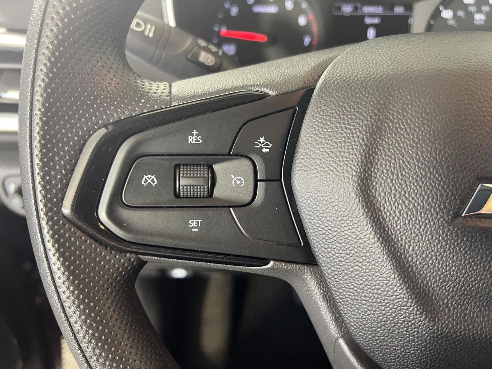Used 2022 Mahogany Red Metallic Chevrolet LT image 10