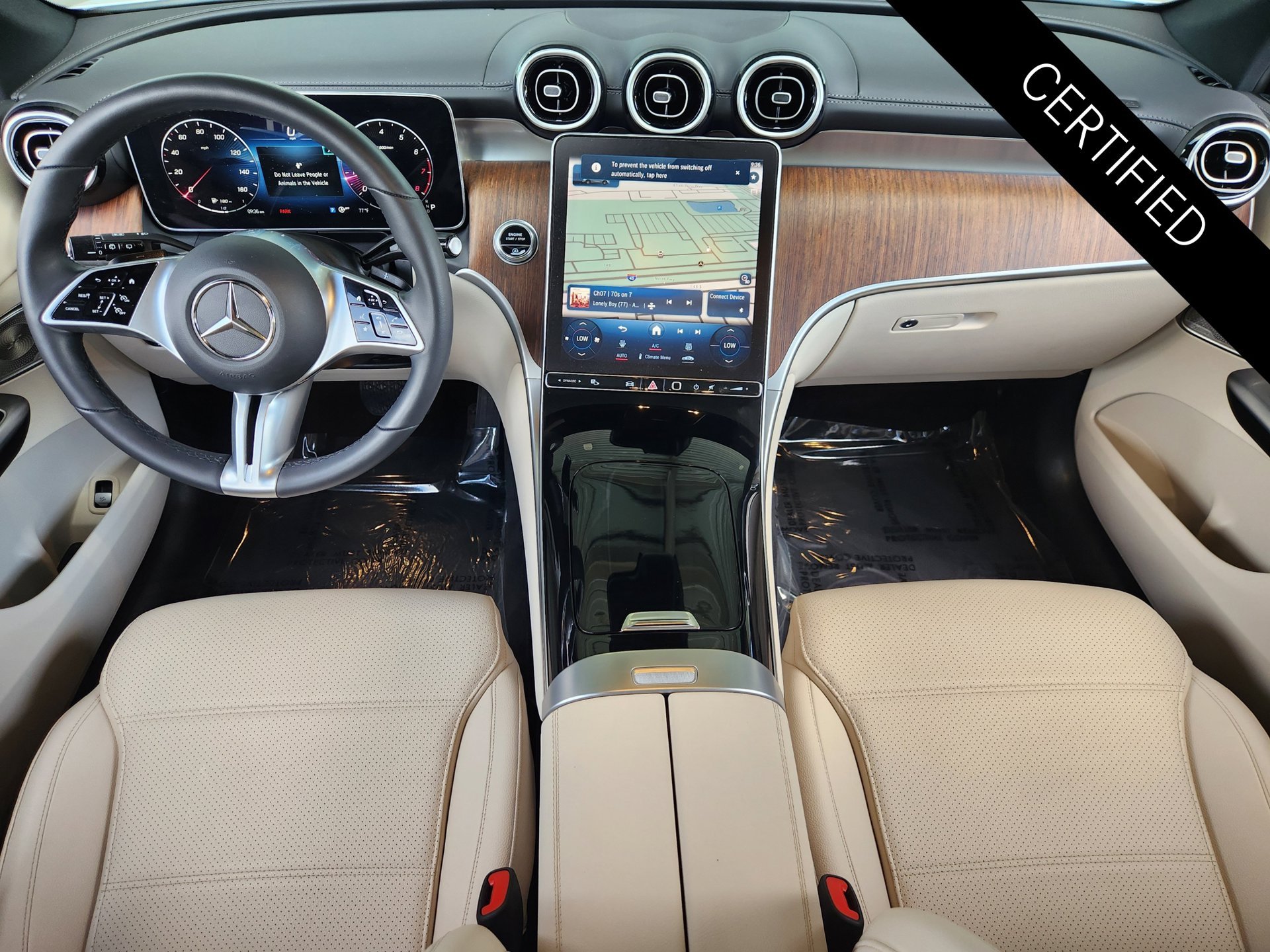 Certified Used 2024 MANUFAKTUR Moonlight White Metallic Mercedes-Benz GLC 300 image 2