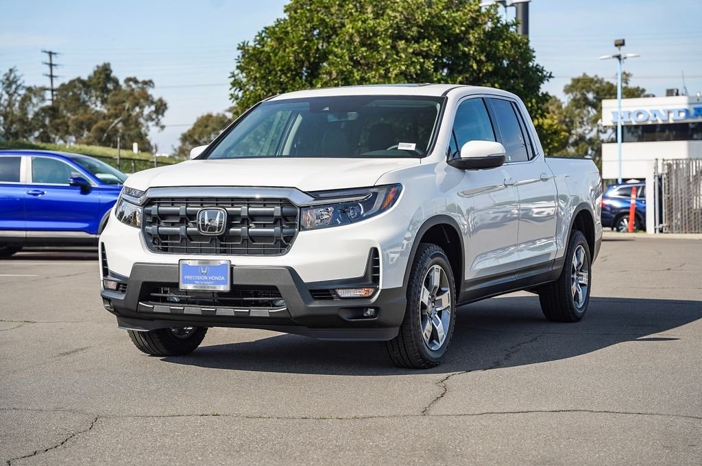 New 2026 Platinum White Pearl Honda RTL image 3