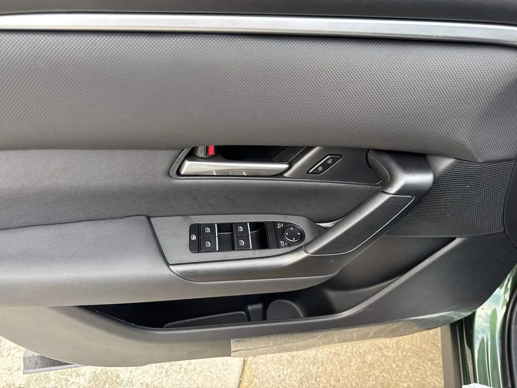 New 2026 Cypress Mazda 2.5 S Select AWD image 40