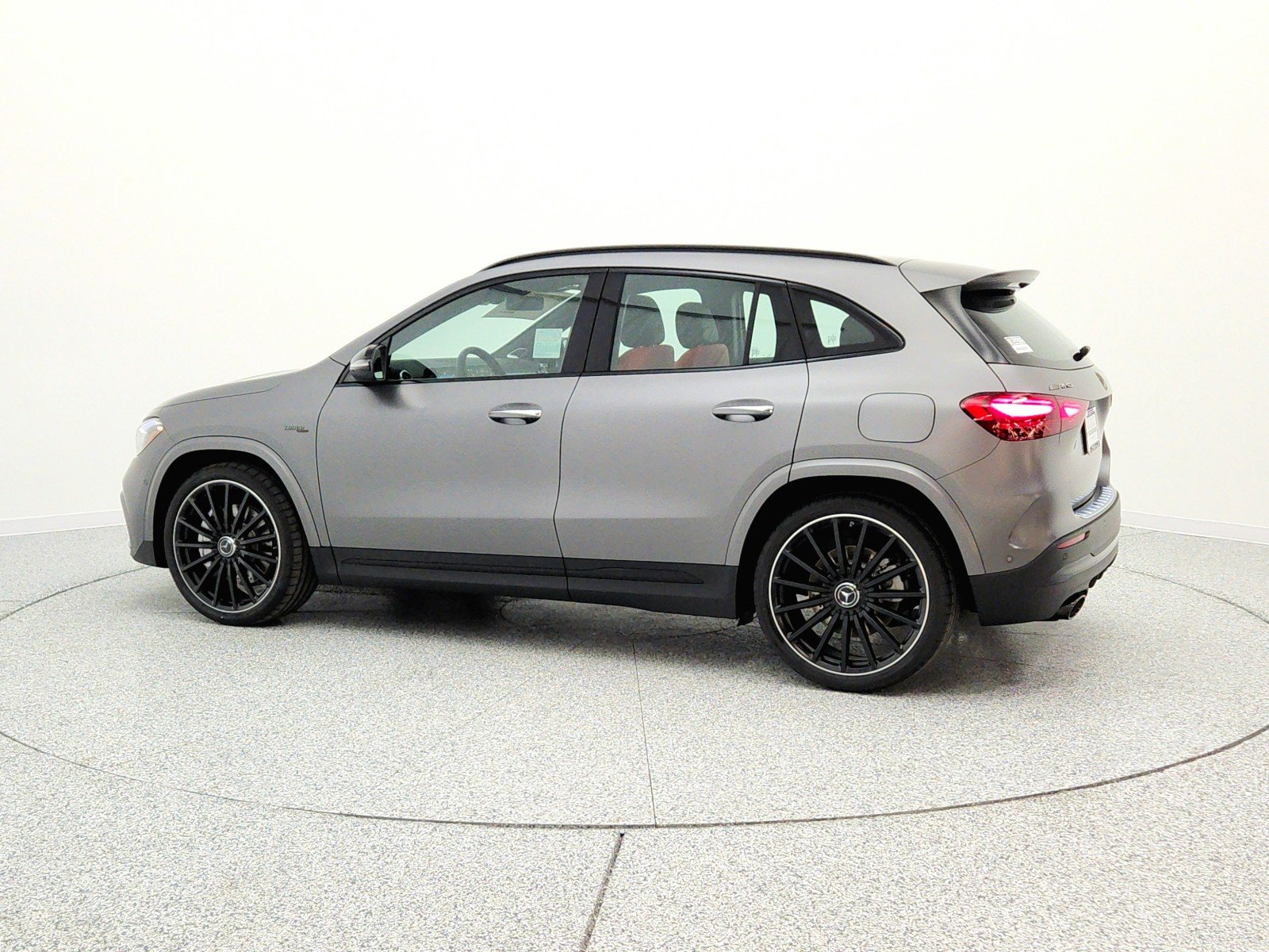 New 2026 MANUFAKTUR Mountain Grey Magno Mercedes-Benz AMG® GLA 35 4MATIC SUV image 8