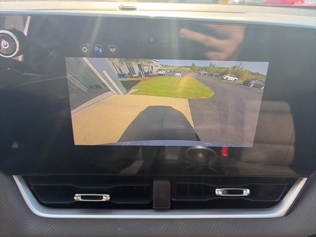 2025 Chevrolet Equinox LT - Photo 18