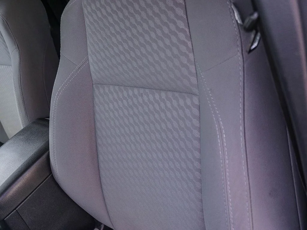 Used 2021 White Toyota SR image 20