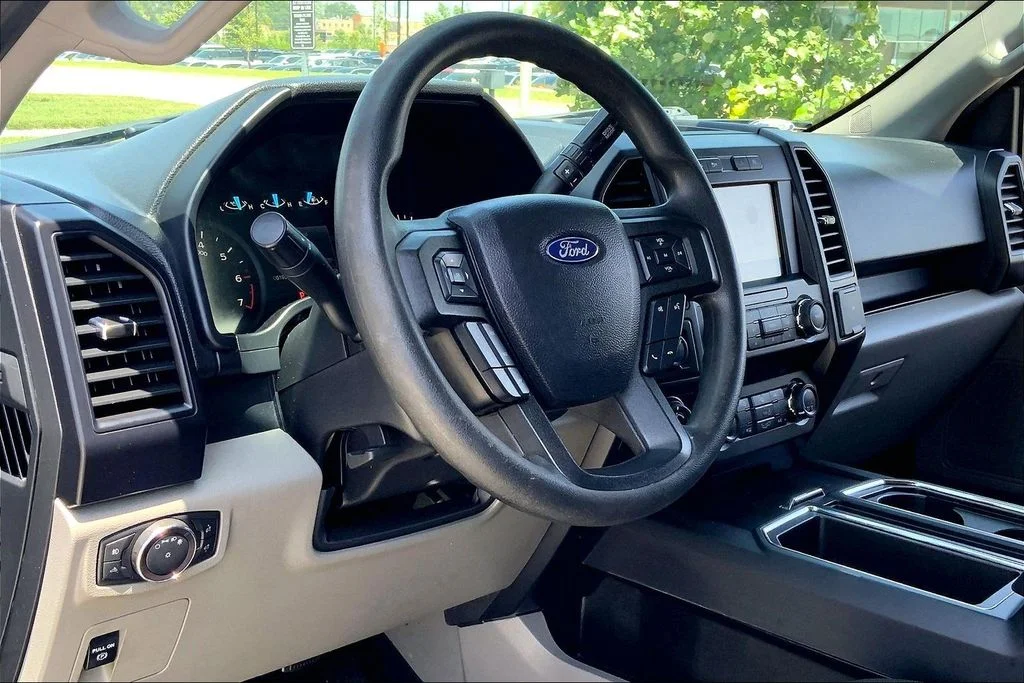 Used 2019 Black Ford XL image 13