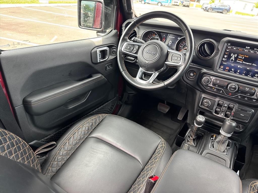 Used 2021 Snazzberry Pearlcoat Jeep High Altitude image 12