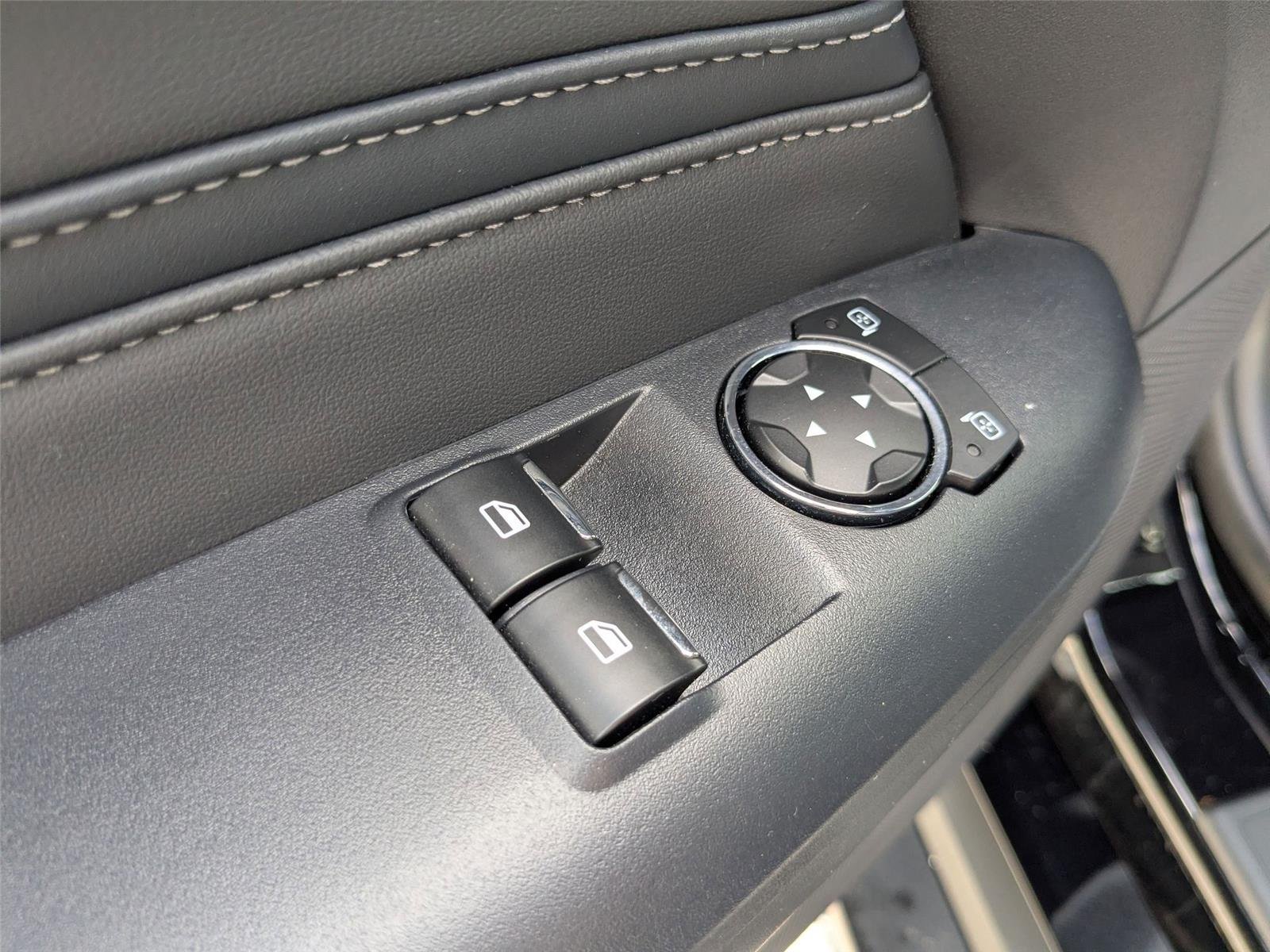 Used 2025 Shadow Black Ford GT Premium image 13