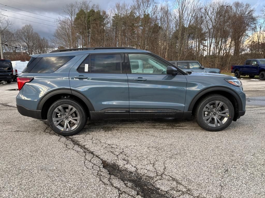 New 2026 Vapor Blue Metallic Ford Active image 9