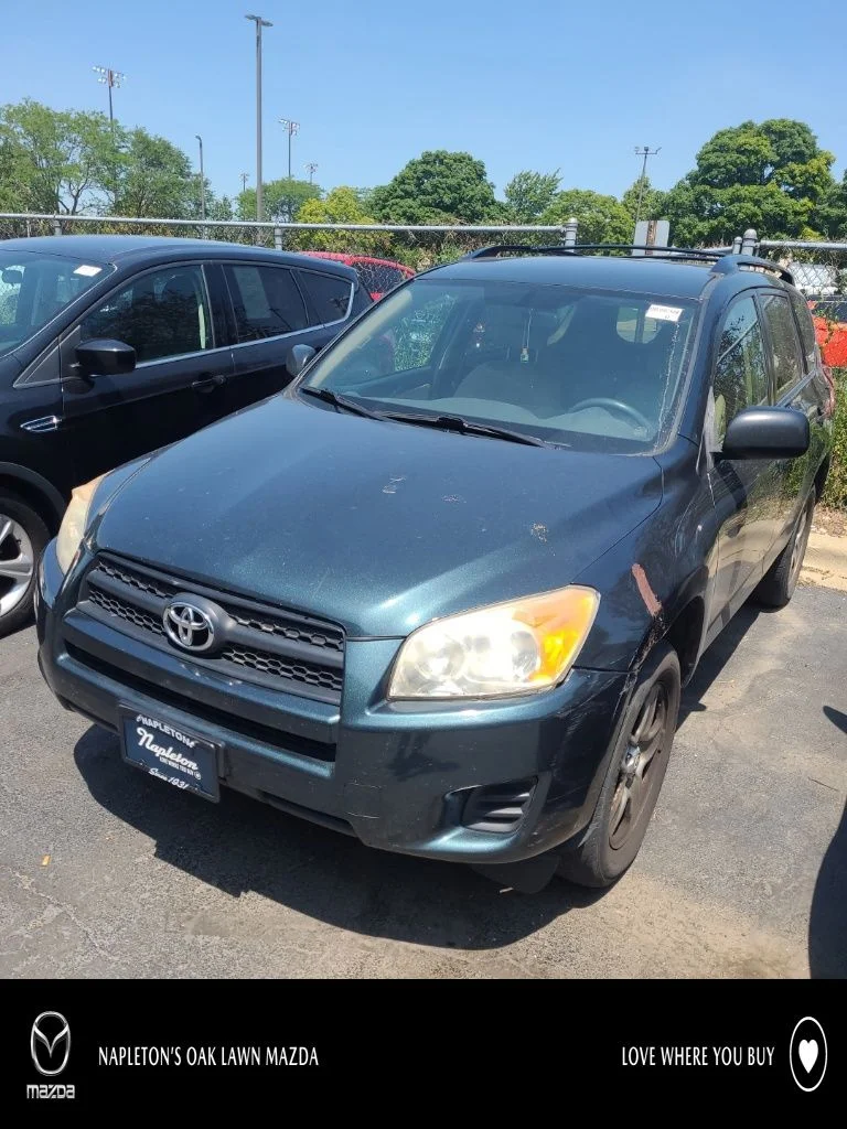 Used 2009 Green Toyota Base image 1