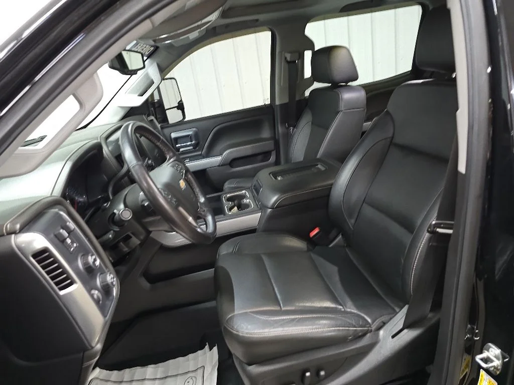 Used 2017 Black Chevrolet LTZ image 30