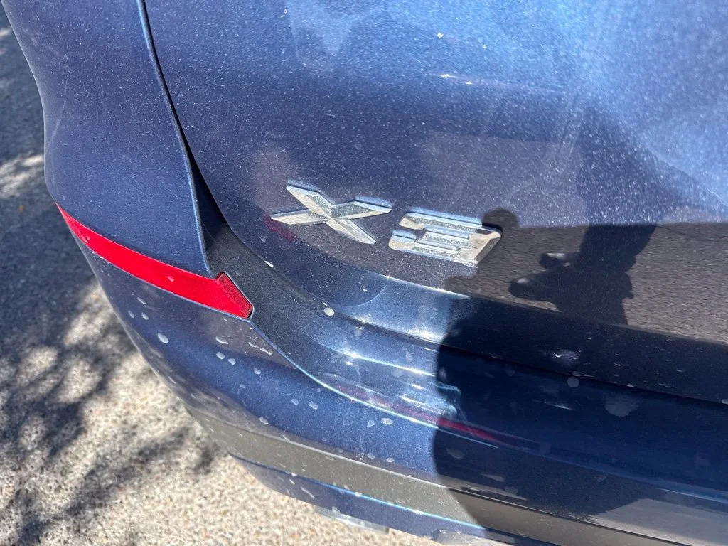 Used 2021 Blue BMW xDrive30i image 7