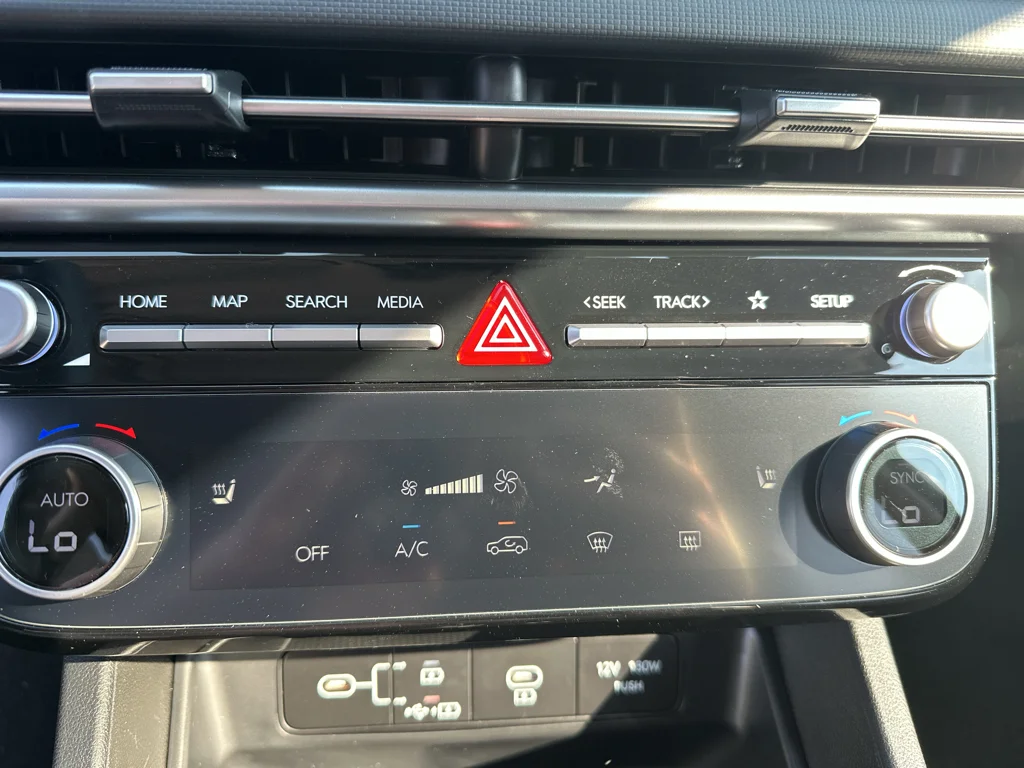 New 2026 Ecotronic Gray Hyundai SEL Plus image 23