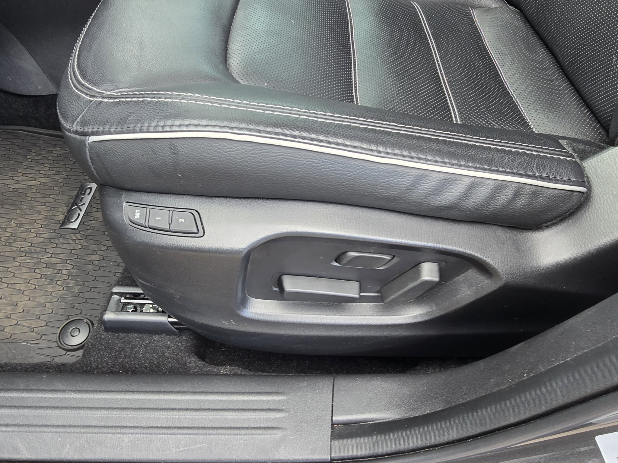 Used 2024 Machine Gray Metallic Mazda 2.5 S Premium Plus Package image 16