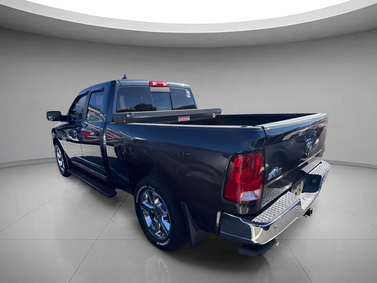 Used 2016  RAM TRUCKS SLT image 7