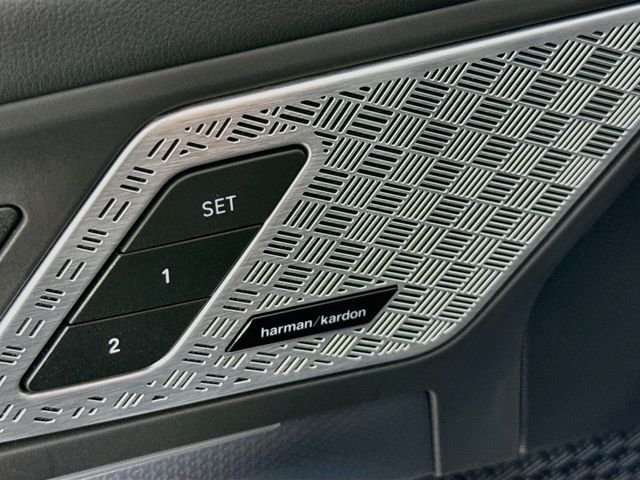 Used 2025 Blue BMW M35i image 19