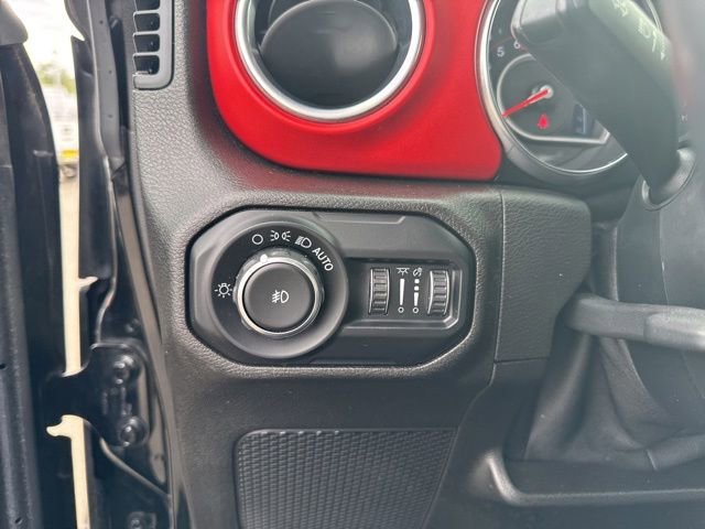 Used 2019 Black Clearcoat Jeep Rubicon image 10
