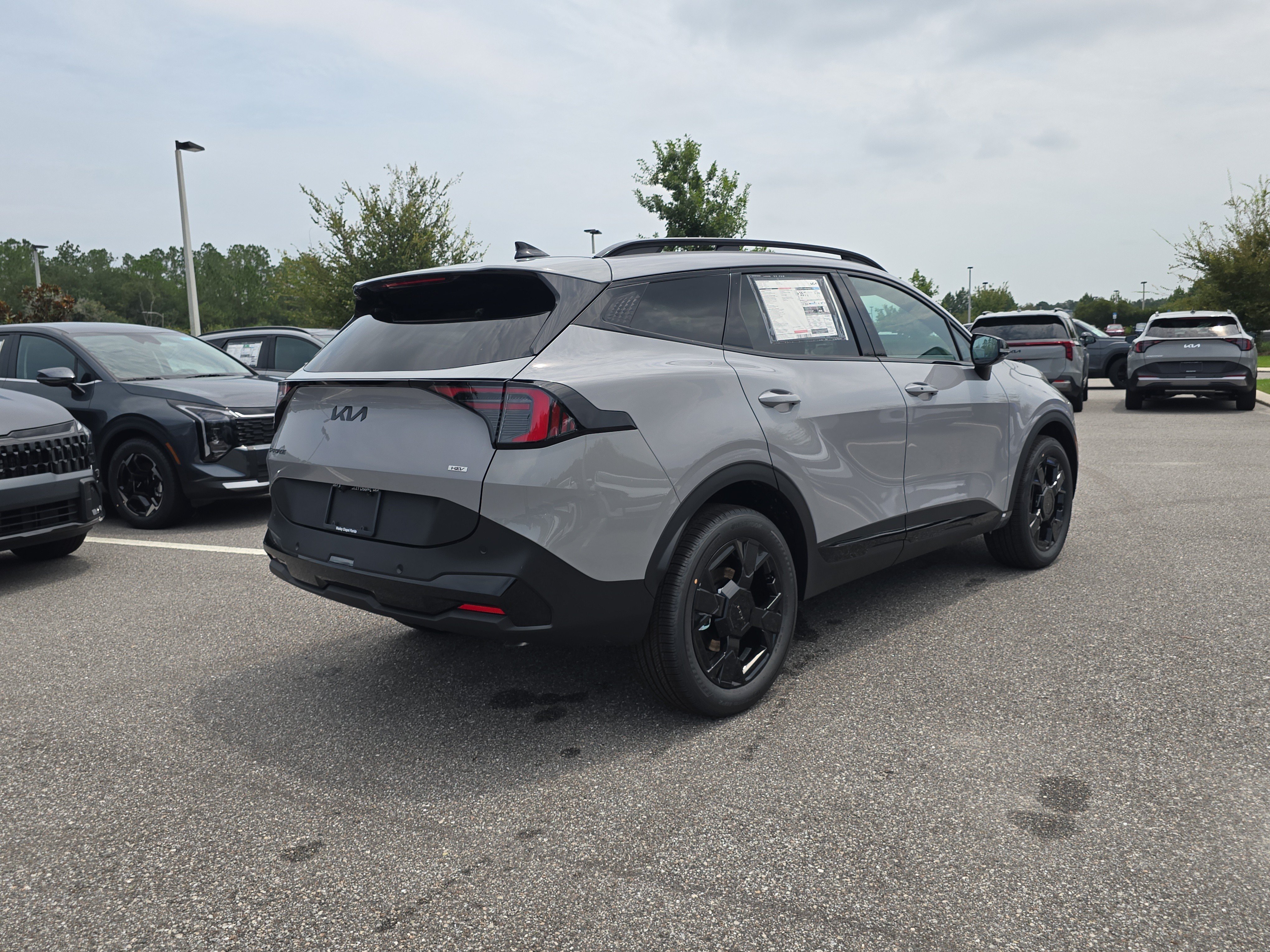New 2027 Wolf Gray Kia X-Line image 8