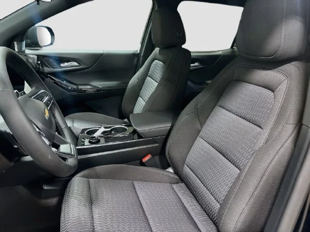 2027 Chevrolet Equinox LT - Photo 19