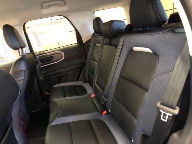 New 2025 Carbonized Gray Metallic Ford Outer Banks® image 21