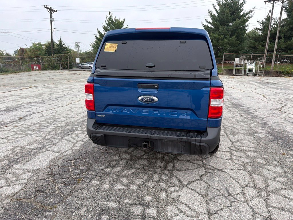 Used 2024 Blue Metallic Ford XLT image 4
