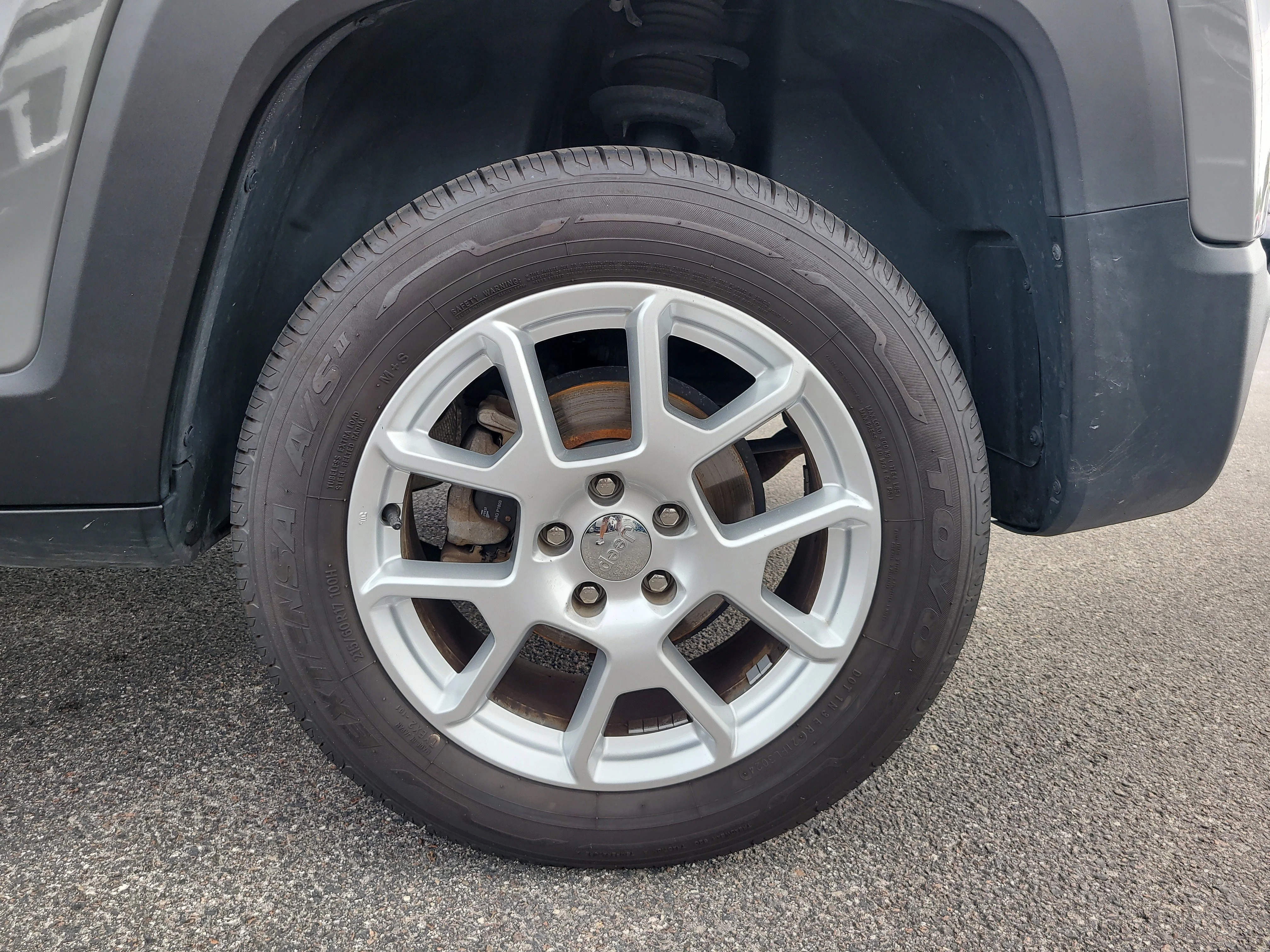 Used 2021 Sting-Gray Clearcoat Jeep Limited image 8