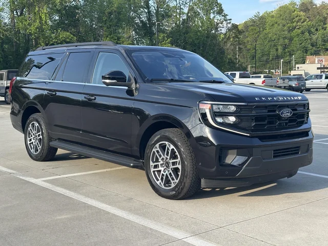 2025 Ford Expedition Max Active