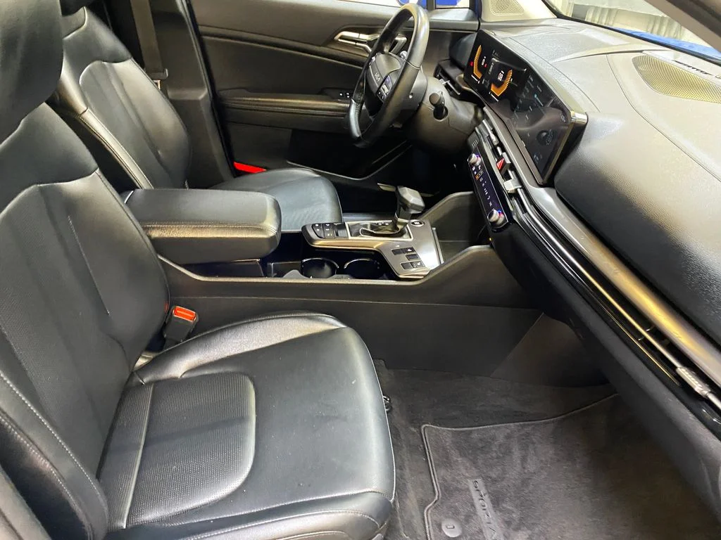 Used 2026 Blue Kia EX image 25