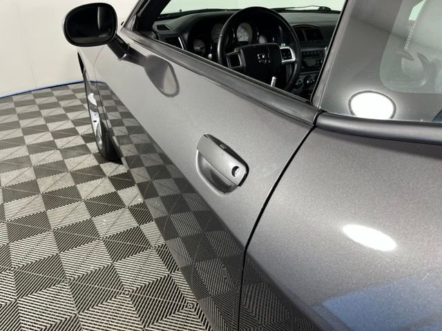 Used 2014 Gray Dodge R/T image 13