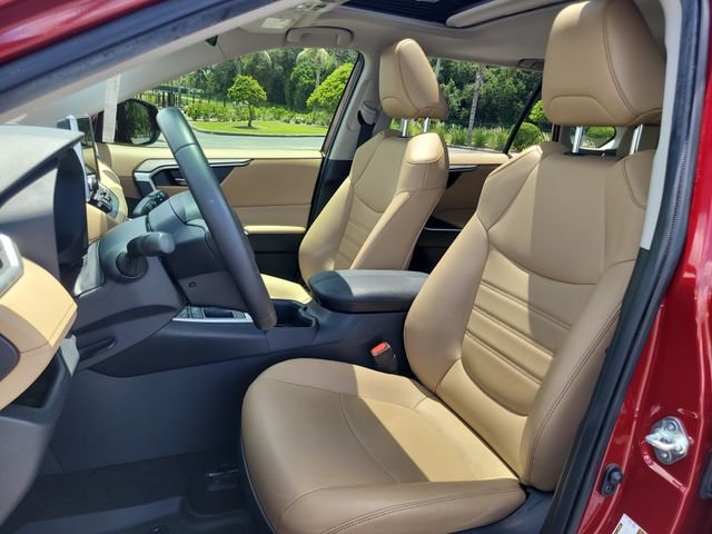 Used 2023 Red Toyota XLE Premium image 19