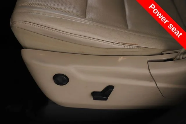 Used 2013 White Dodge Citadel image 19