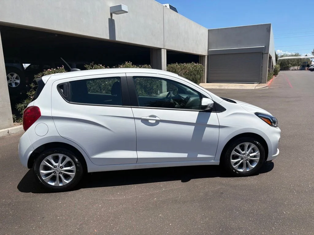 Used 2020 White Chevrolet 1LT image 5