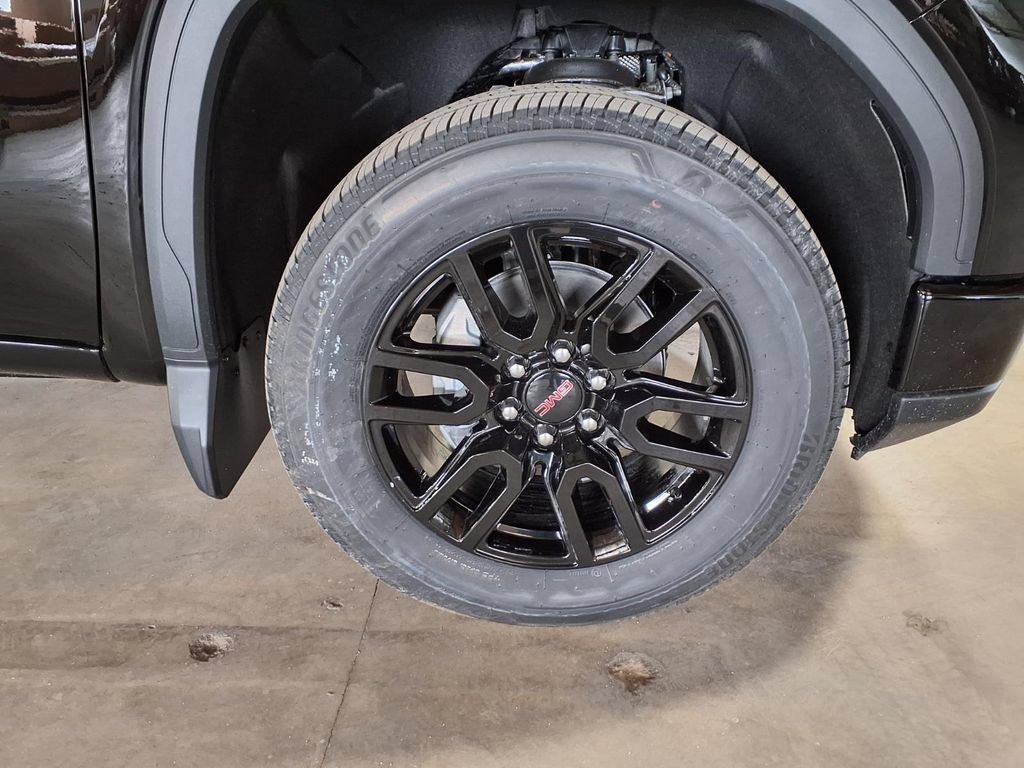 New 2026 Onyx Black GMC Elevation image 5
