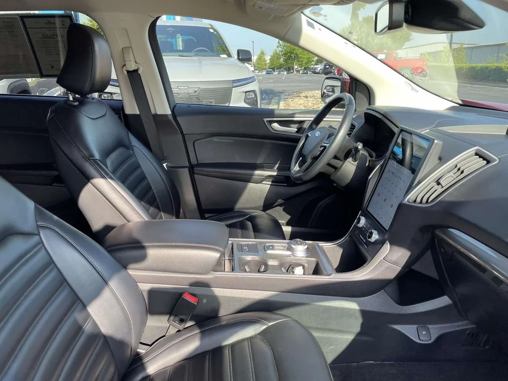 2024 Ford Edge SEL - Photo 8