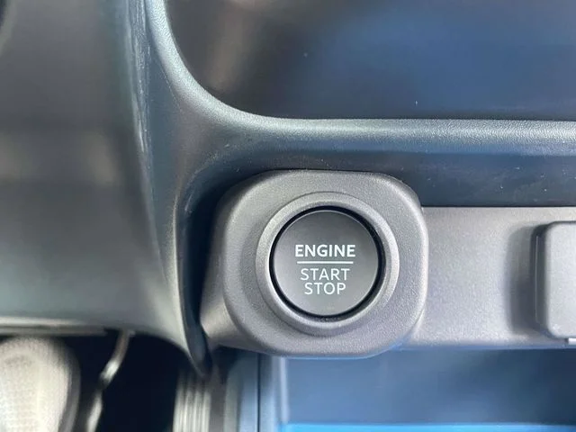 New 2026 Azure Gray Metallic Tri-Coat Ford XLT image 10