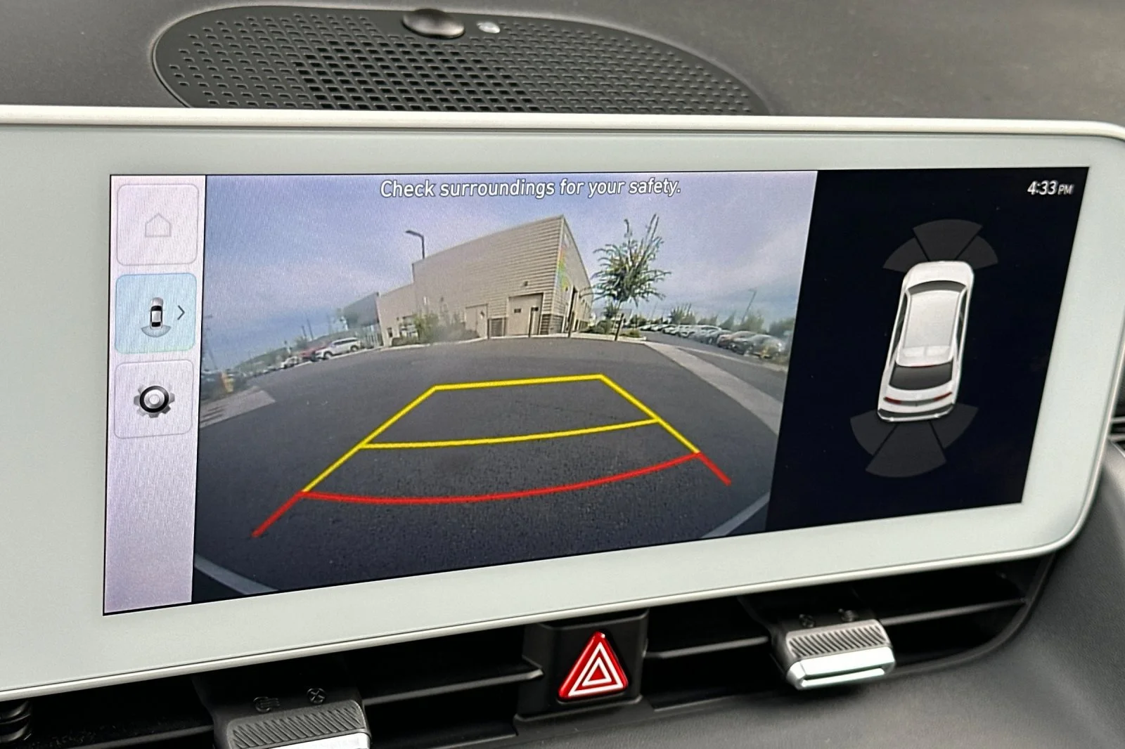 Used 2024 White Hyundai SEL image 21