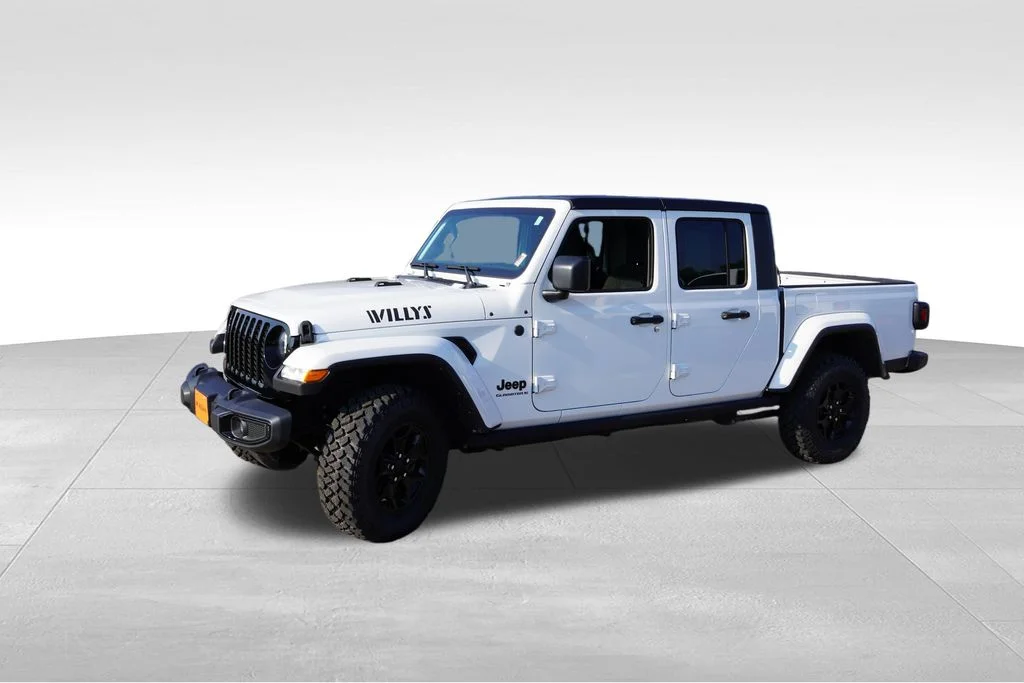 Used 2023 White Jeep Willys image 10