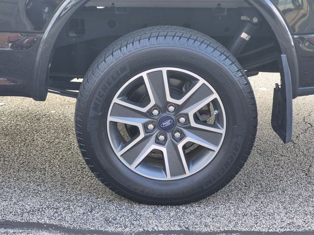 Used 2015 Black Ford XLT image 27