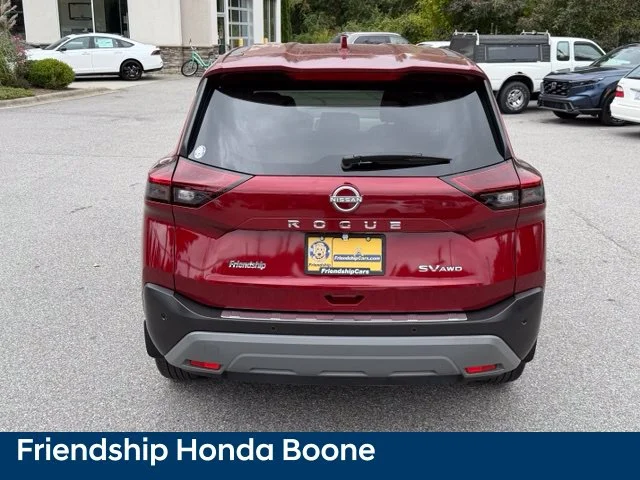 Used 2022 Red Nissan SV image 6