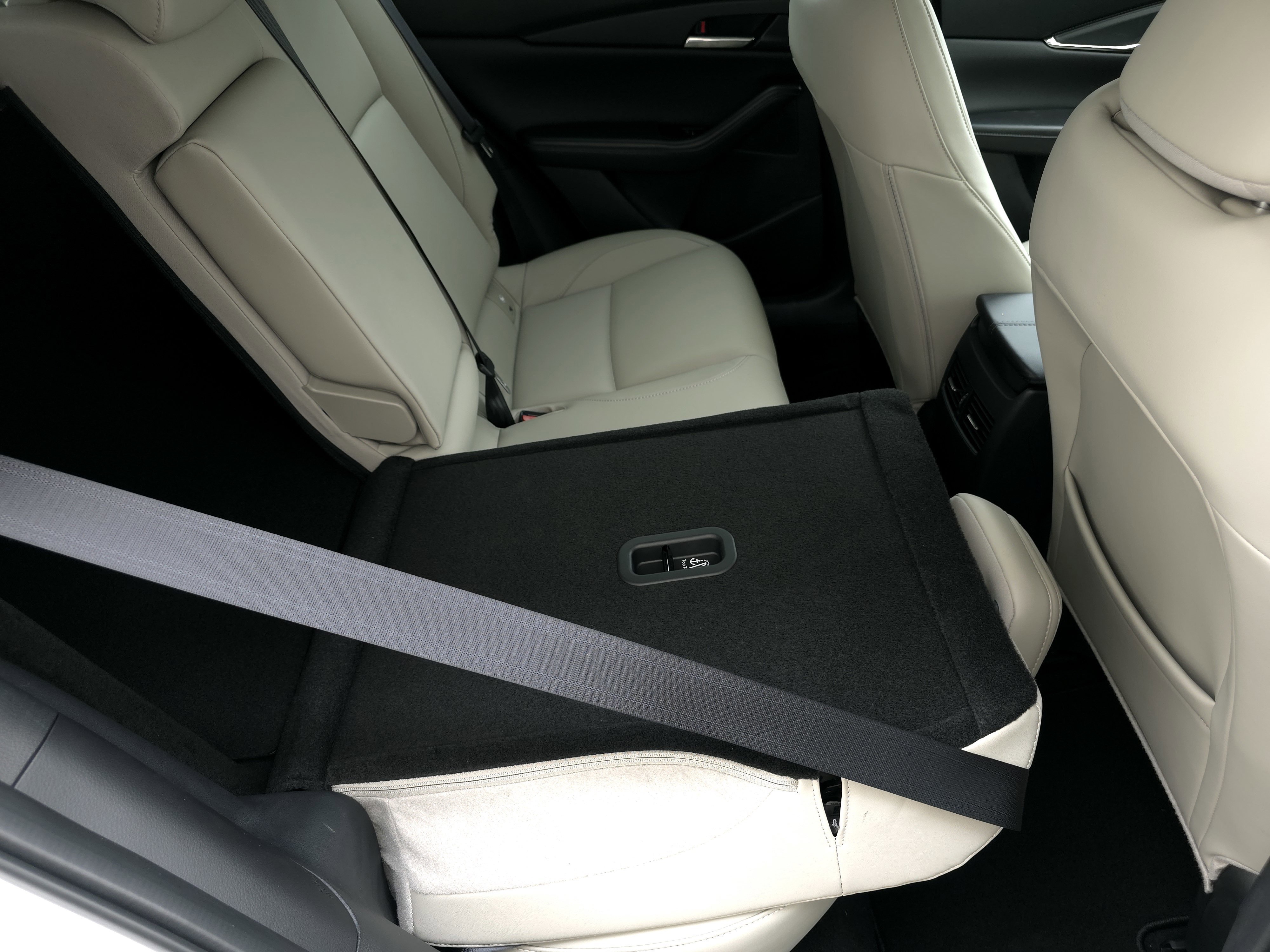 2025 Mazda CX-30 Preferred - Photo 28