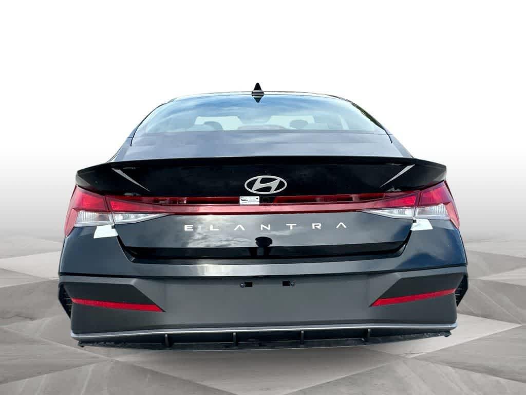 New 2026 Abyss Black Hyundai SEL Sport image 7
