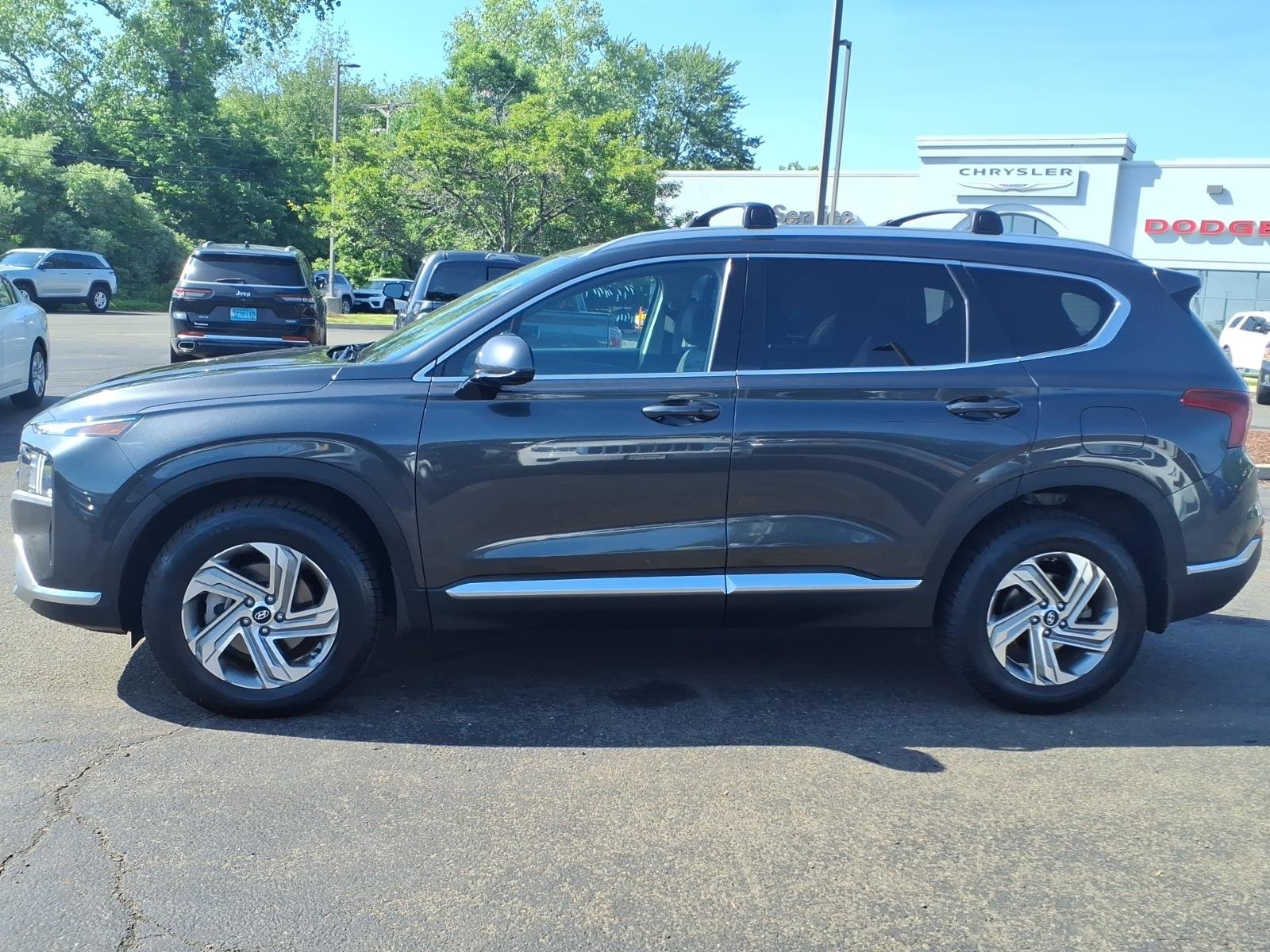 Certified Used 2022 Gray Hyundai SEL image 4