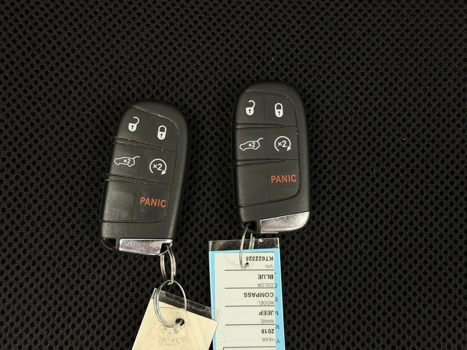 Used 2019 Jazz Blue Pearlcoat Jeep Trailhawk image 9